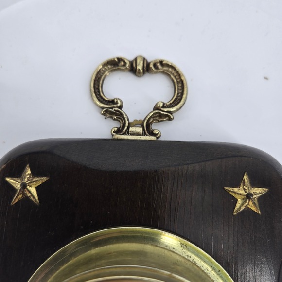 Vintage Verichron Wall Thermometer Wood Plaque Brass Stars Mod V12-4T USA Made - Picture 5 of 7